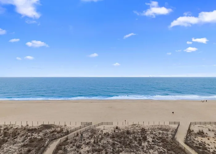 Ultra Luxe Direct Oceanfront Escape - Marigot 1004 * Ocean City