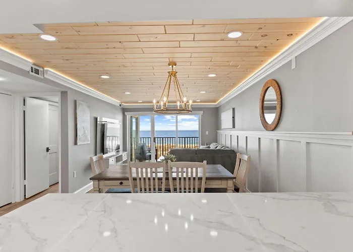 Holiday home Ultra Luxe Direct Oceanfront Escape - Marigot 1004