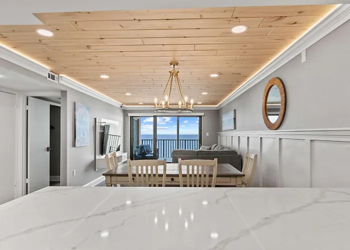 Ultra Luxe Direct Oceanfront Escape - Marigot 1004 Holiday home Ocean City