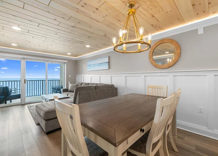 Ultra Luxe Direct Oceanfront Escape - Marigot 1004 Ferienhaus