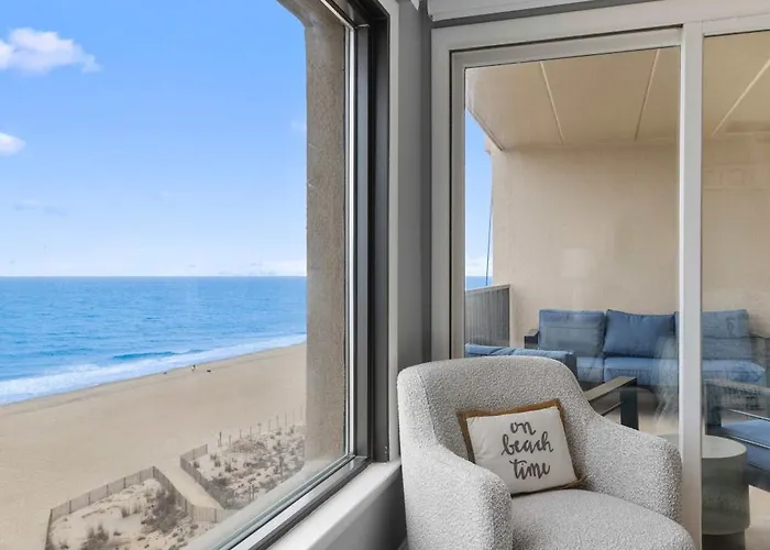 Ultra Luxe Direct Oceanfront Escape - Marigot 1004 Holiday home Ocean City